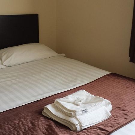 Mount Guest House Дентън Екстериор снимка